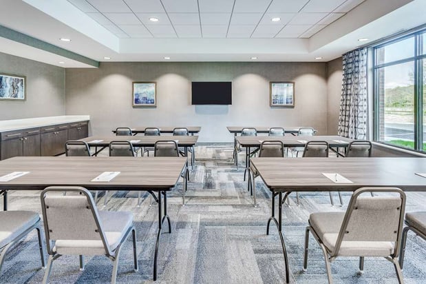 Images Hampton Inn & Suites Kittery-Portsmouth