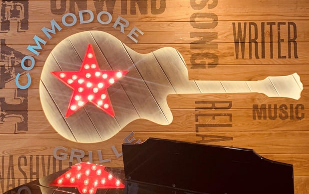 Images Holiday Inn Nashville-Vanderbilt (Dwtn) by IHG