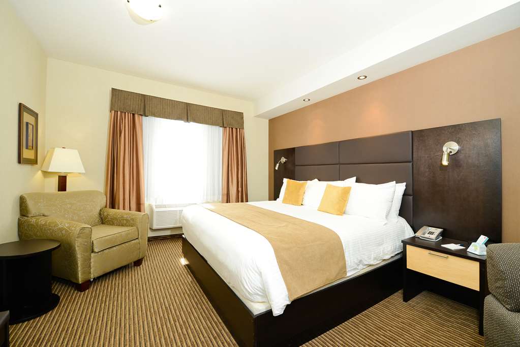 King Guest Room Best Western Cold Lake Inn Cold Lake (780)594-4888