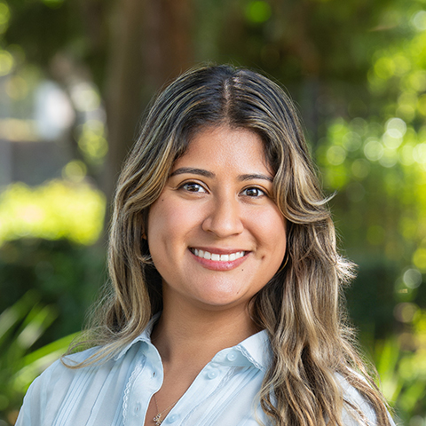 Dr Alexa Rodriguez - Modesto, CA - Family Medicine