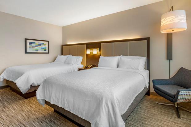 Images Holiday Inn Express & Suites Phoenix Dwtn - State Capitol by IHG