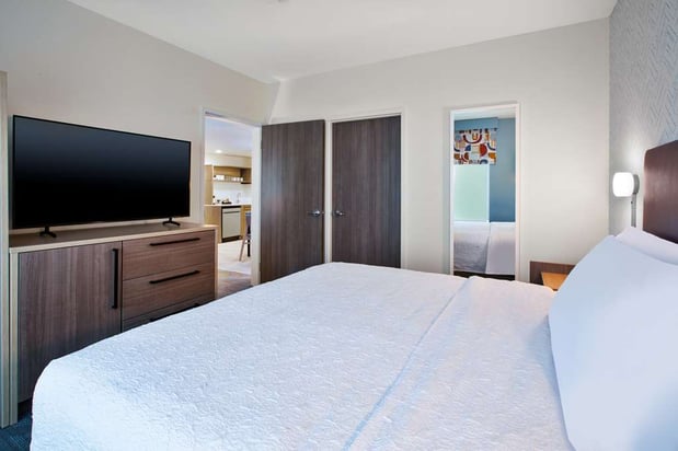 Images Home2 Suites by Hilton Grand Rapids Northeast