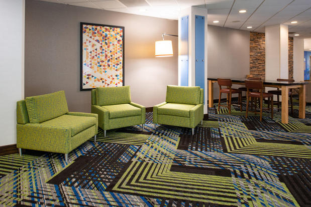 Images Holiday Inn Express Towson Baltimore N by IHG