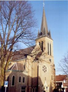 Bild 1 Kirche an der Wilhelminenstraße - Evangelische Kirchengemeinde Broich-Saarn in Mülheim an der Ruhr