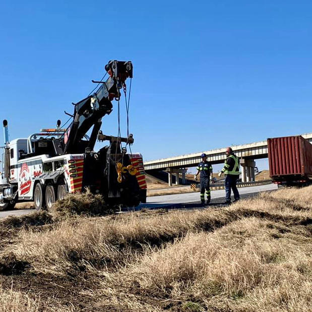 Images All American Towing and Recovery