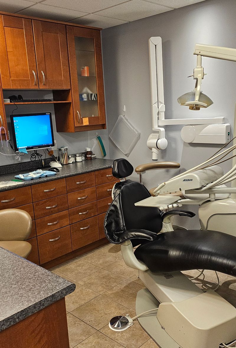 Images Dr Todd Watts Dental Centre