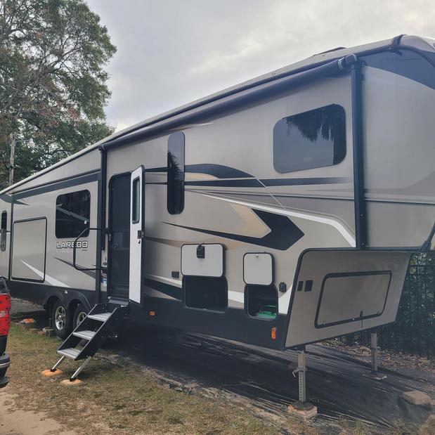 Images D-RV Mobile Repair