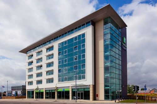 Holiday Inn Express Lincoln City Centre - Hotels in Lincoln LN6 7DB ...