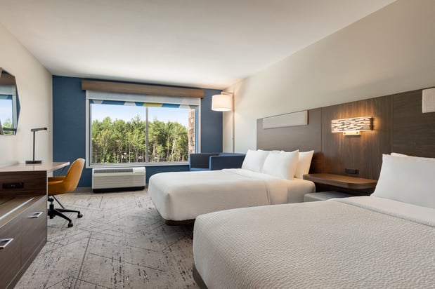 Images Holiday Inn Express & Suites Rhinelander by IHG