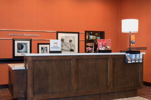 Images Hampton Inn Kalamazoo