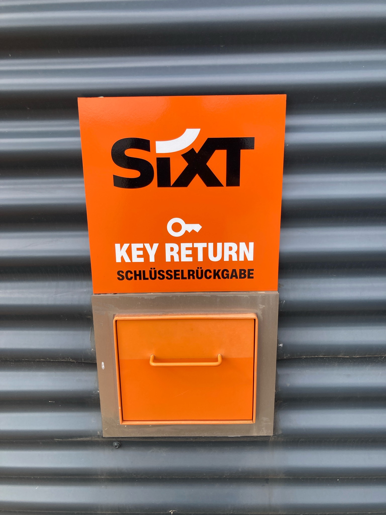 SIXT Autovermietung Saalfeld, Mittlerer Watzenbach 8 b in Saalfeld/Saale