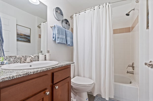 Images Tremont at 22