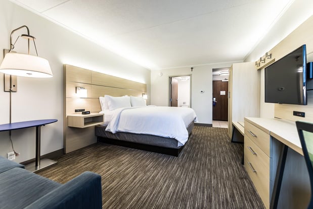 Images Holiday Inn Express Flint-Campus Area by IHG