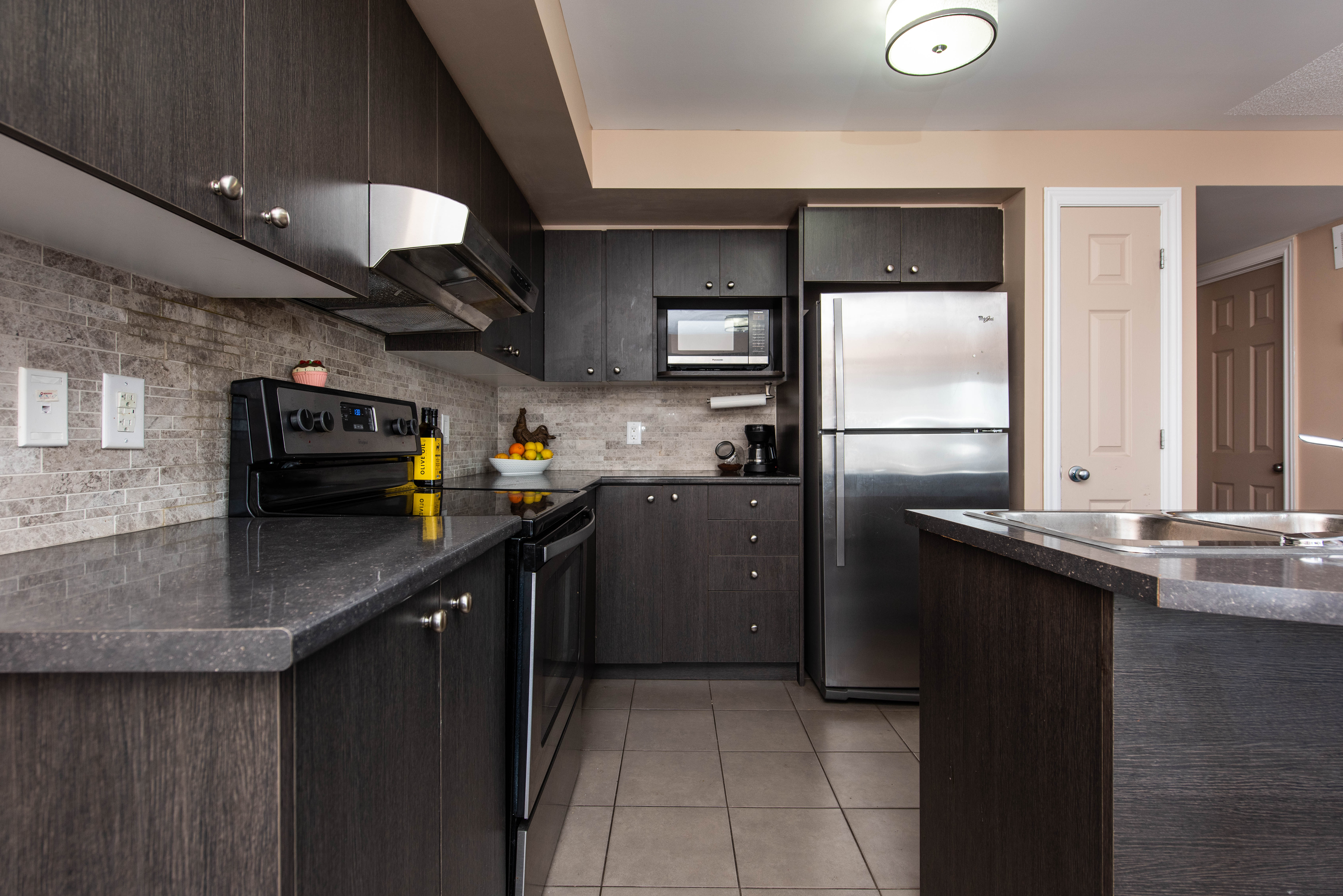 Images Leif Olson - Ottawa Real Estate Agent - Hamre Team RE/MAX Affiliates