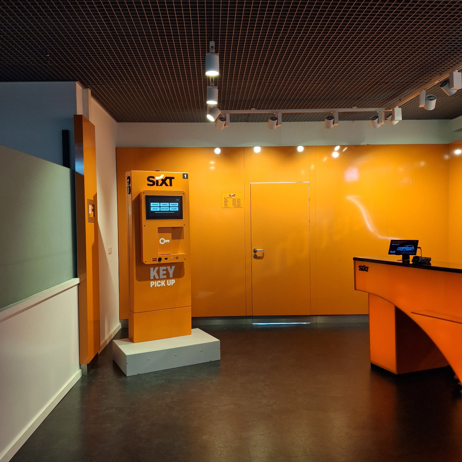 SIXT Autovermietung Weeze/Niederrhein Flughafen, Flughafen-Ring 1 in Weeze