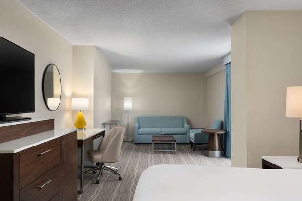 Images DoubleTree by Hilton Hotel Norfolk Airport