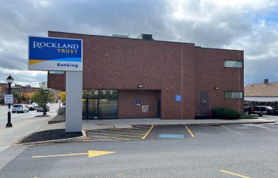 Images Rockland Trust Branch & Commercial Lending Center