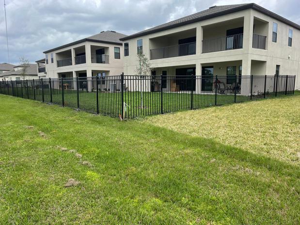Images Family Fence Company of Florida
