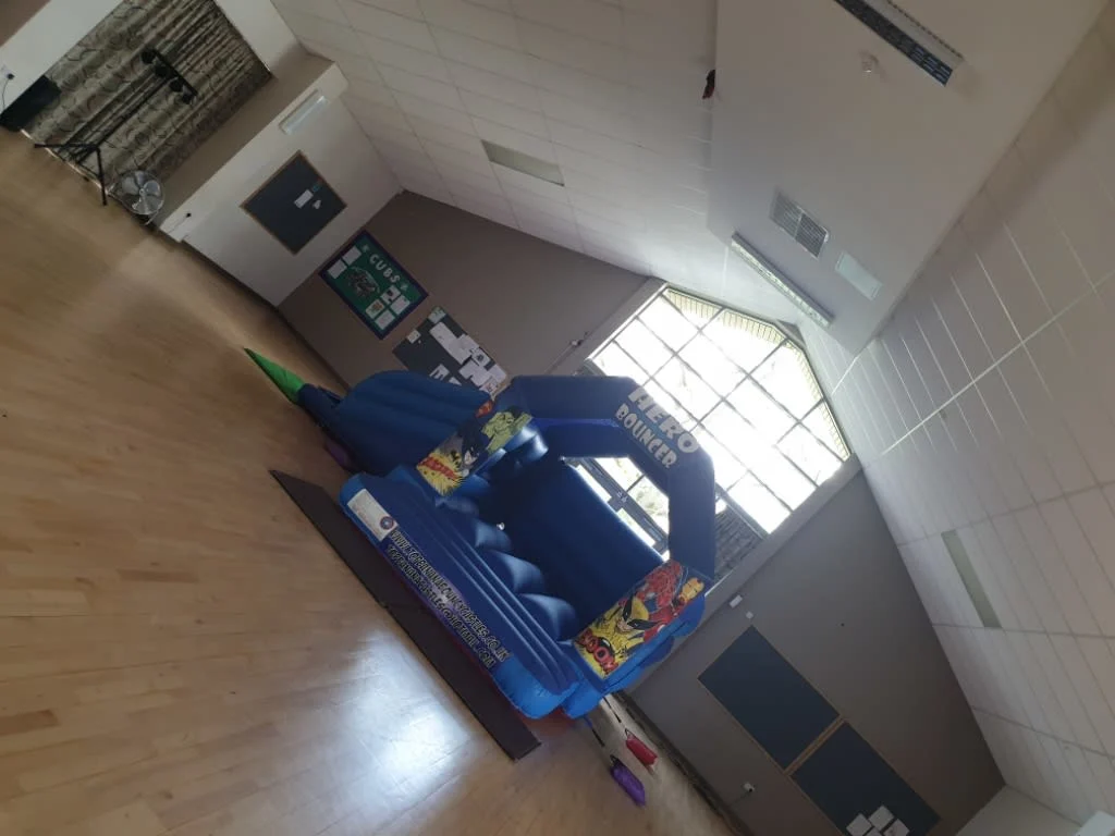 Images Top Banana Bouncy Castles