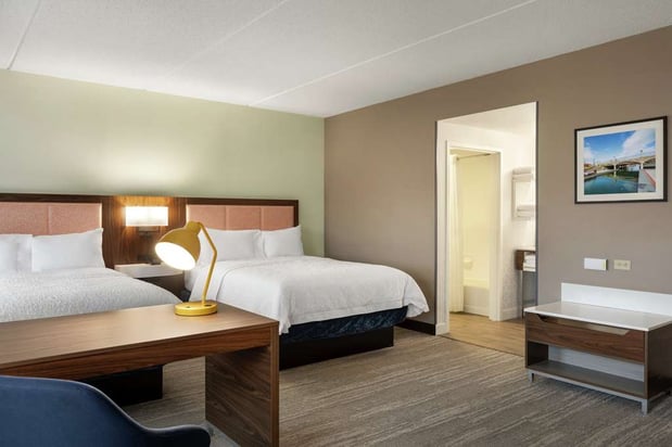 Images Hampton Inn & Suites Frederick-Fort Detrick