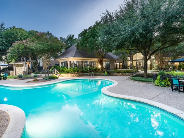 Images Alister Sunset Valley