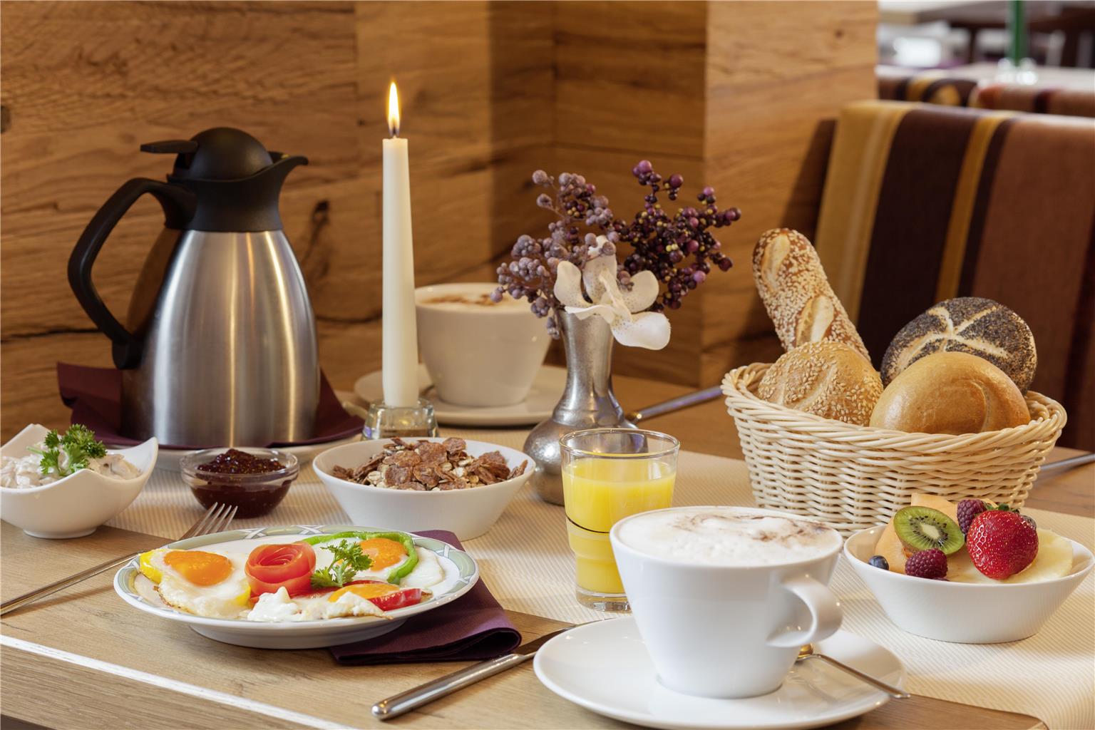 Best Western Plus Hotel Willingen, Briloner Strasse 56 in Willingen
