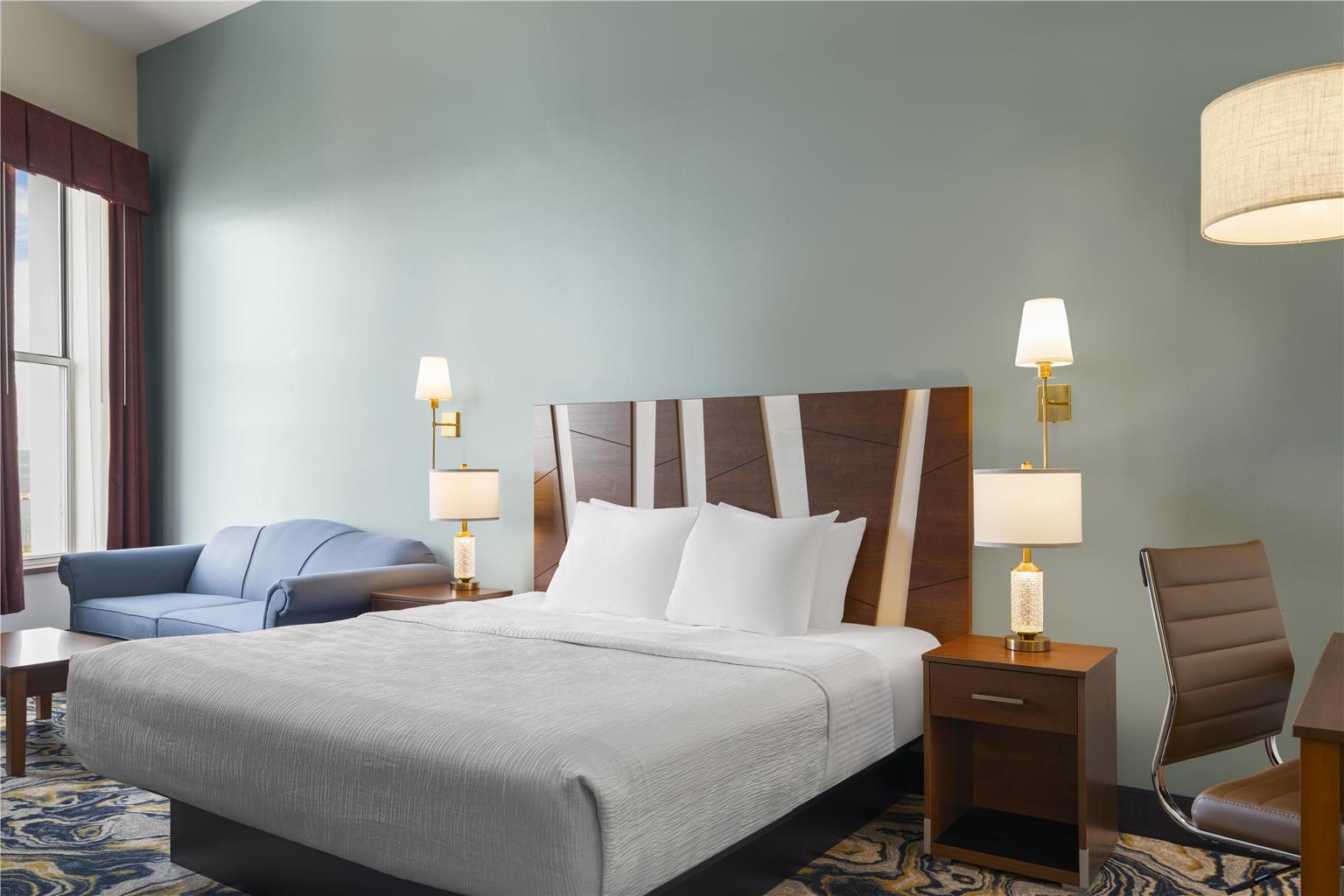 King Room with Sofa Bed