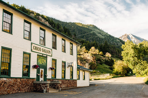 Chico Hot Springs Resort & Day Spa Image