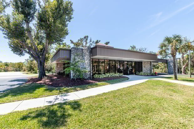 Images Wells Fargo Bank