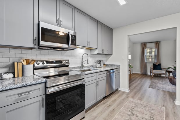 Images West Oak Apartments