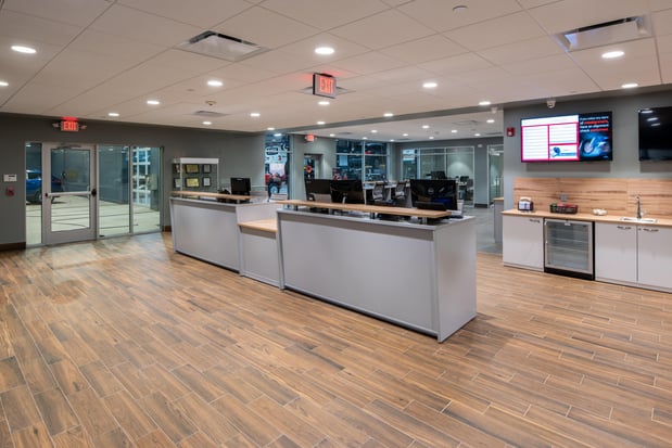 Images Lia Nissan of Saratoga