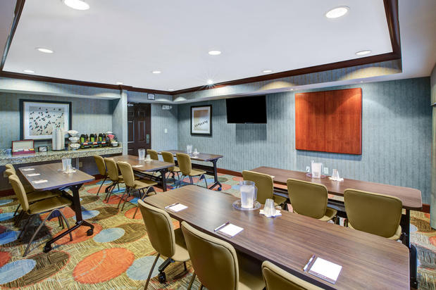 Images Staybridge Suites Louisville-East by IHG