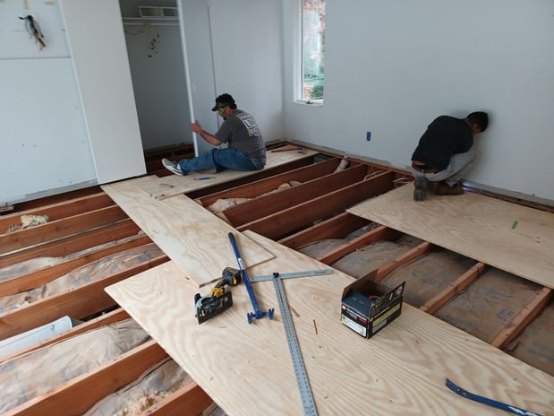 Images Hamptons Odd Jobs