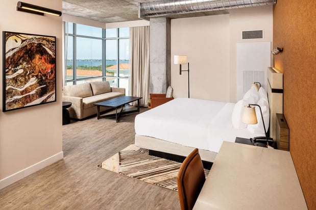 Images Hotel Melby Downtown Melbourne, Tapestry Collection by Hilton