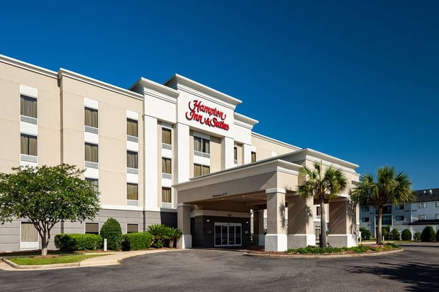 Images Hampton Inn & Suites Mobile I-65@ Airport Blvd