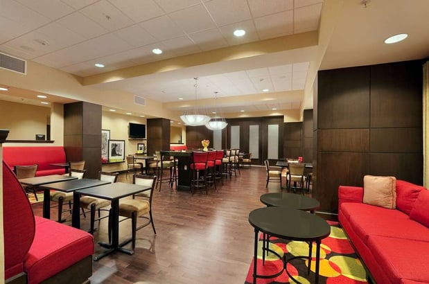 Images Hampton Inn Jacksonville-Anniston Area