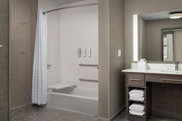 Images Homewood Suites by Hilton Louisville Airport