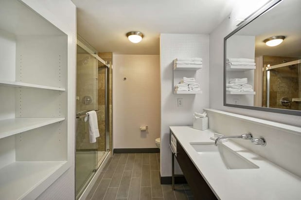 Images Hampton Inn & Suites Columbus-Easton Area
