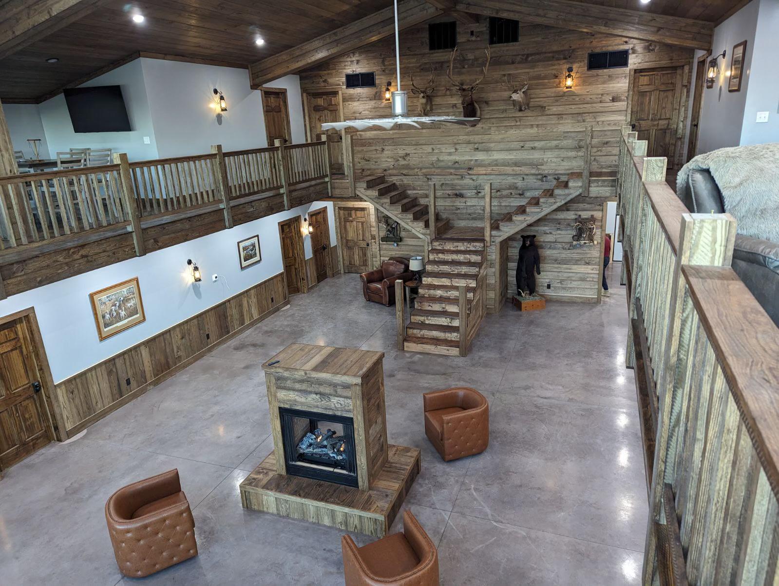 Mossy Pond Lodge Image