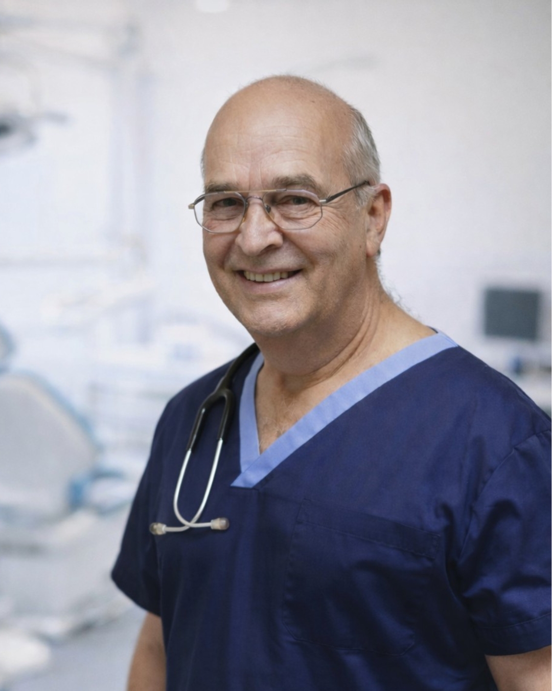 Familydent Zahnzentrum Herr Khalaf und Kollegen, Vorstadt 11 in Gärtringen