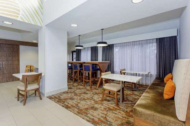 Images Hampton Inn Jacksonville-Downtown-I-95