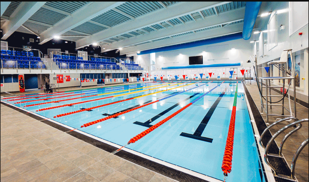 With a 25m learner pool, as well as a smaller teaching pool and specialist diving pool too, Harrow L Harrow Lodge Leisure Centre Hornchurch 01708 454135