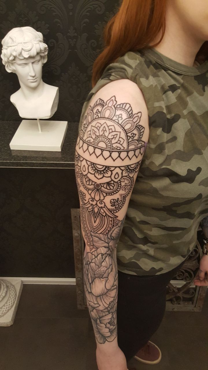 forty-one Tattoo, Behringstrasse 89 in Hamburg