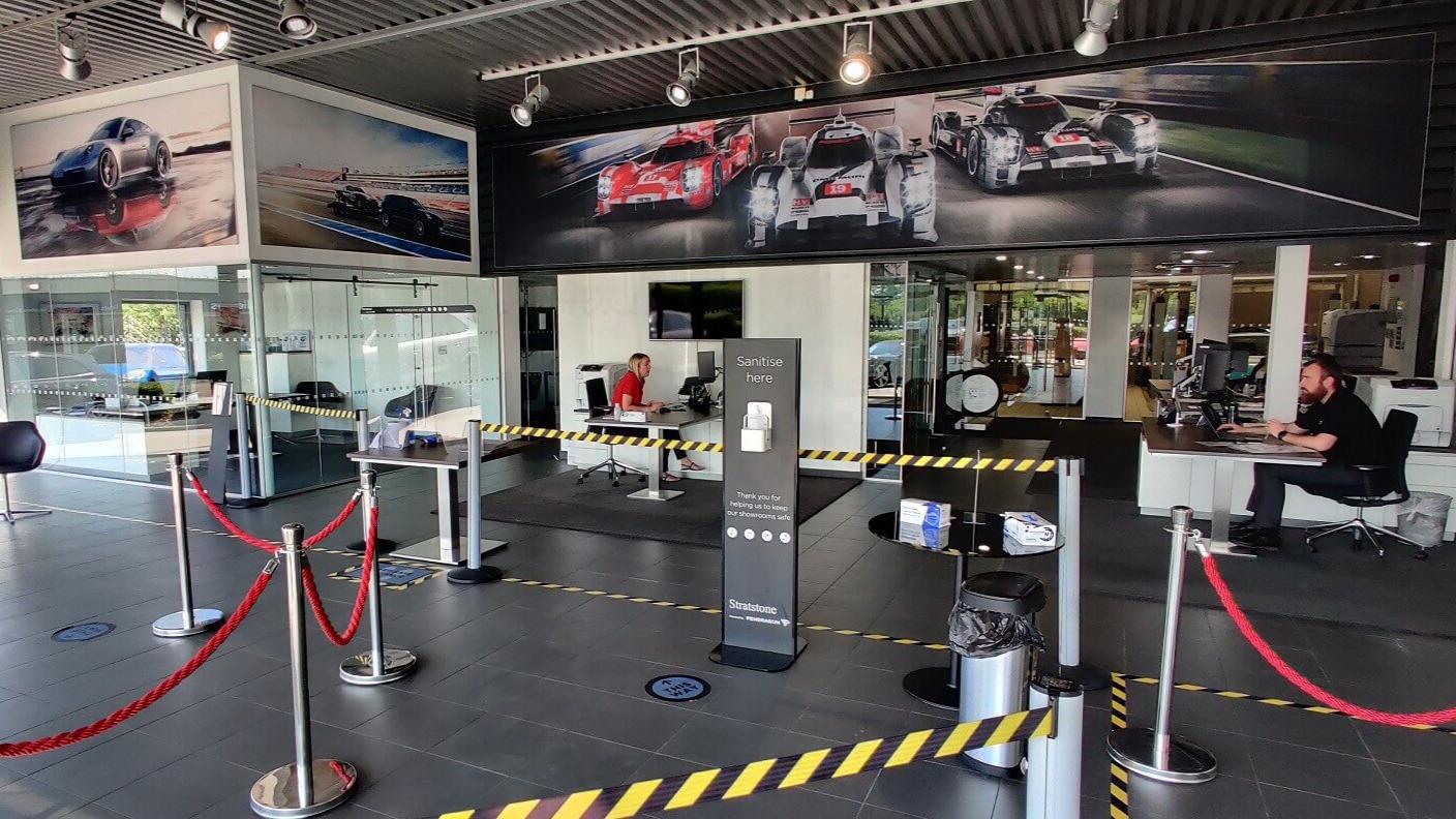 Images Porsche Service Centre Nottingham
