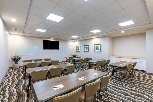 Images Staybridge Suites IAH Airport East by IHG