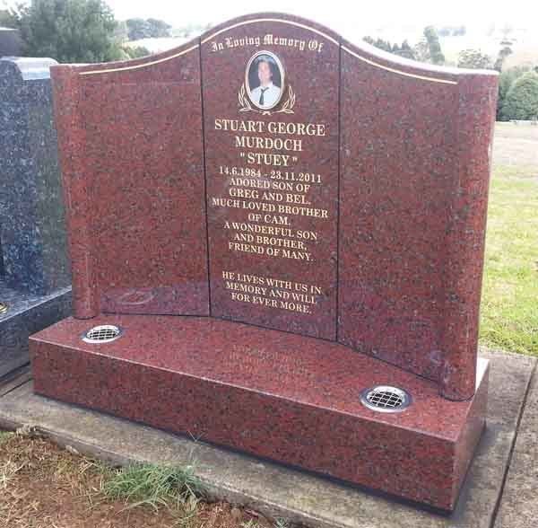 Images Keenan Memorials