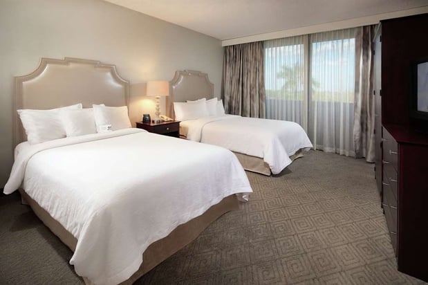 Images Embassy Suites by Hilton Boca Raton
