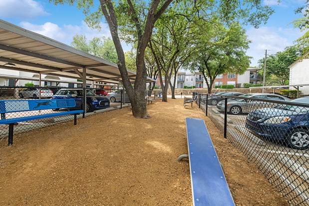 Images Heatherstone Apartment Homes