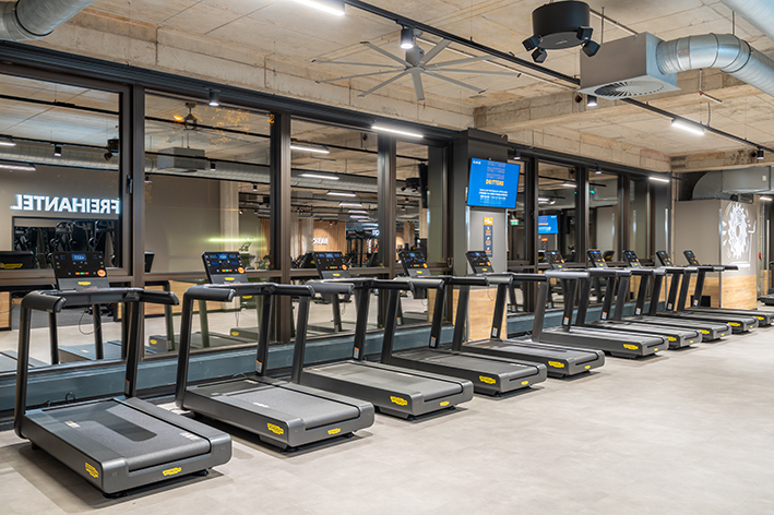 Bild 6 FitX Fitnessstudio in Essen