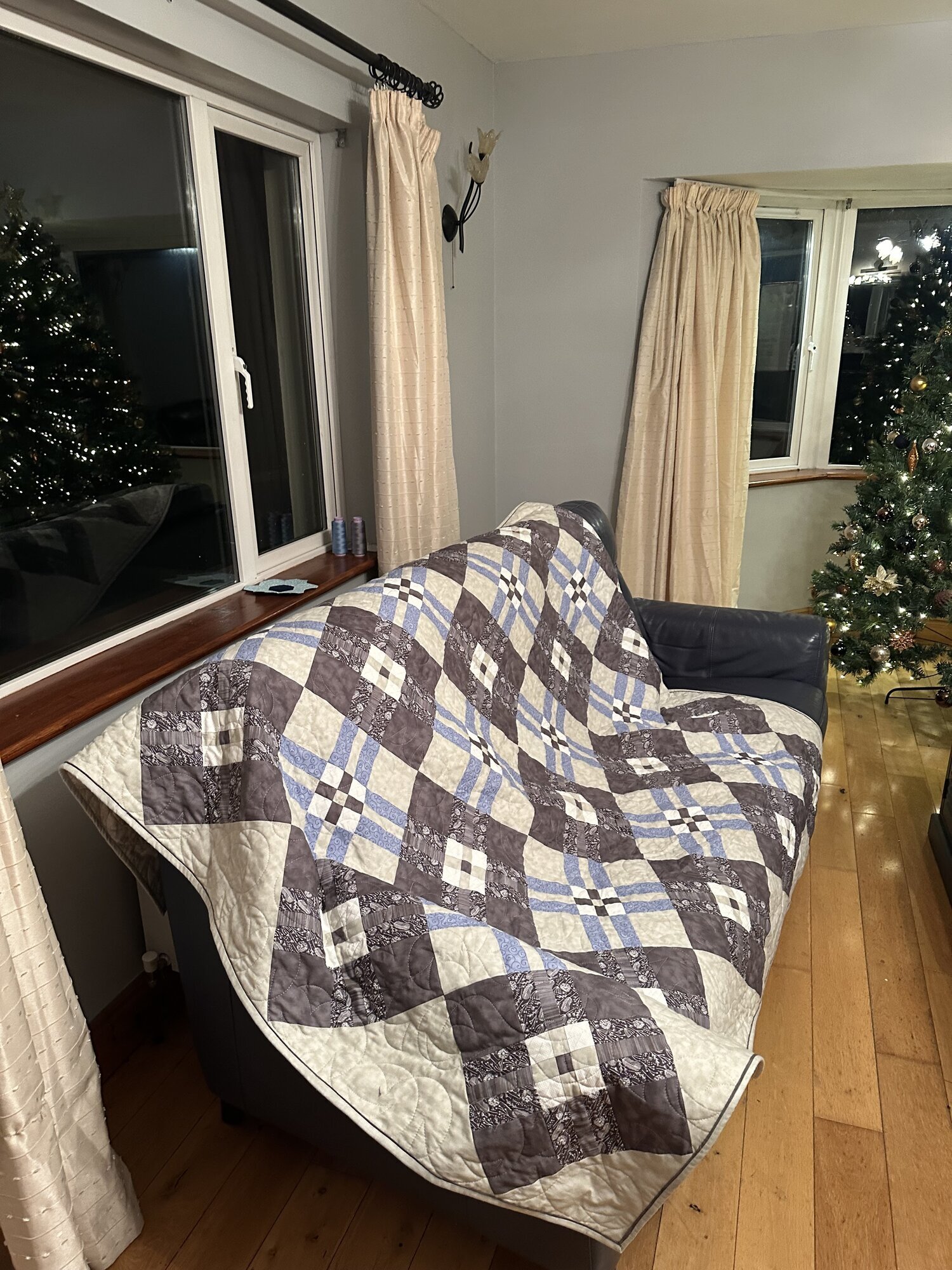 Bilder The Basement Sewing Room Inh. Martina Benz